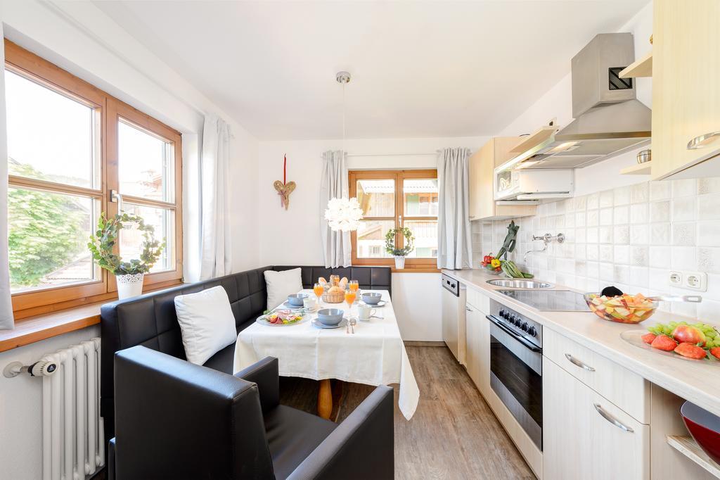 "Ferienwohnung Ess" - Annehmlichkeiten Von 4-Sterne Familien-Und Wellnesshotel Viktoria Koennen Mitbenutzt Werden Oberstdorf Exterior foto